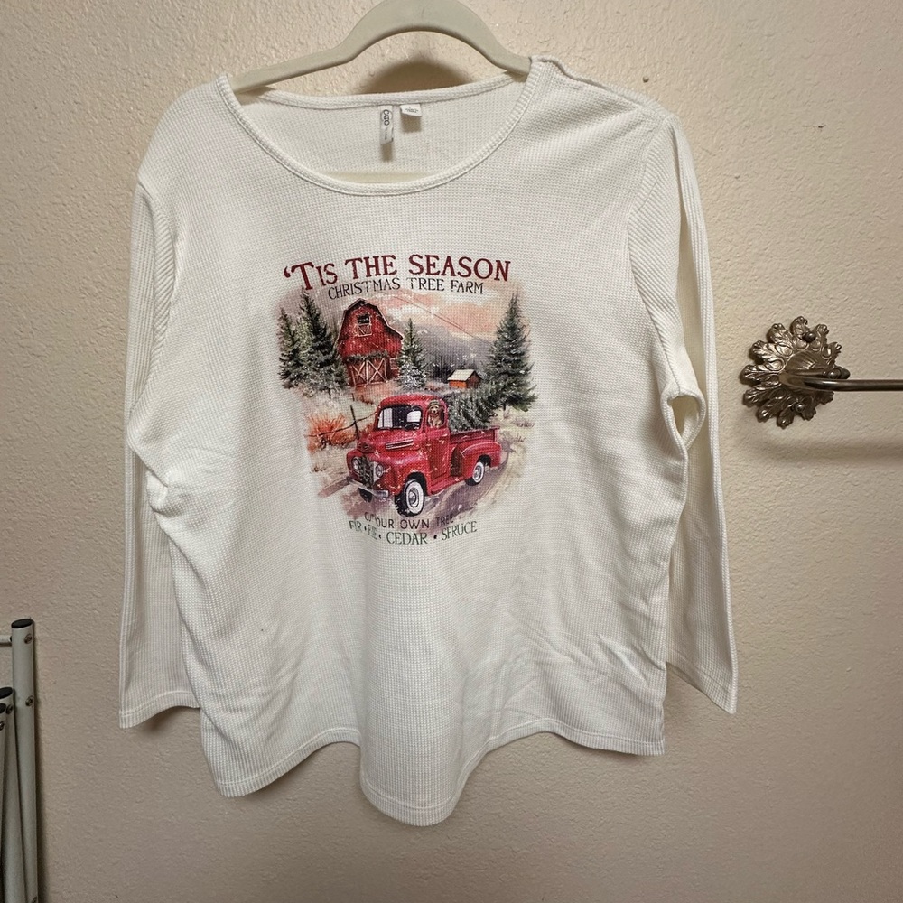 Cato White 3/4 length Sleeve Christmas Graphic Top Xl